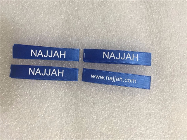 Custom Polyester Satin Garment Clothing Labels Silk Screen Printed One Color Main Label Tag
